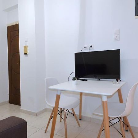 Minimal Apartment At The Foot Of The Odeon Of ... Αθήνα Εξωτερικό φωτογραφία
