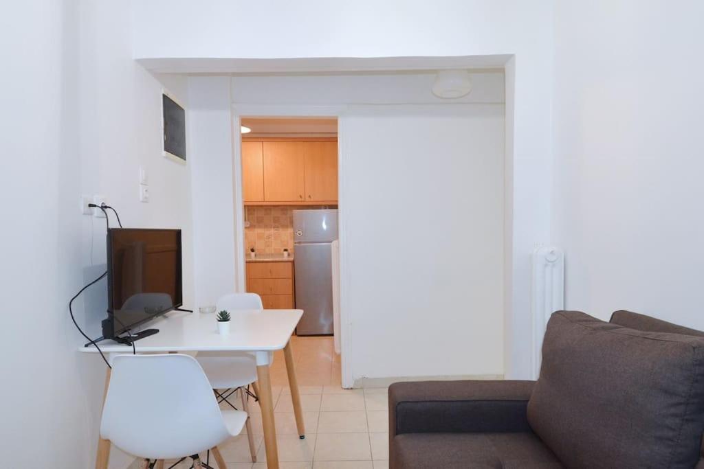 Minimal Apartment At The Foot Of The Odeon Of ... Αθήνα Εξωτερικό φωτογραφία